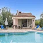 Villa Fotini *